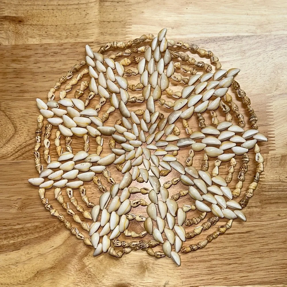 1970’s Puka Cowrie  Shell Trivet Seashell‎ Wallhanging 9”
